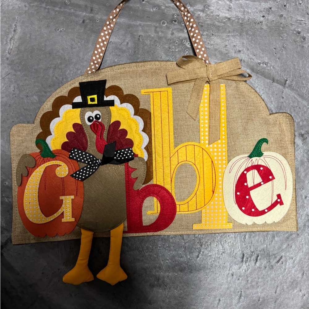 Thanksgiving door hanger. Burlap